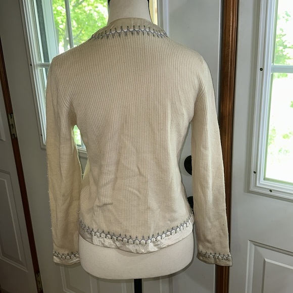 Laura Ashley Cream Wool Ribbed Cardigan with Floral Embroidery and silky Trim - Picture 2 of 6
